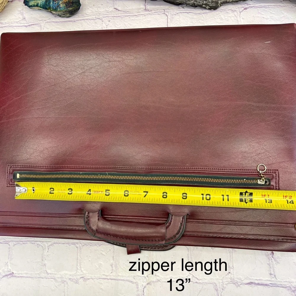 {american portfolio co} Vintage Burgundy Red Leather Attache Briefcase
